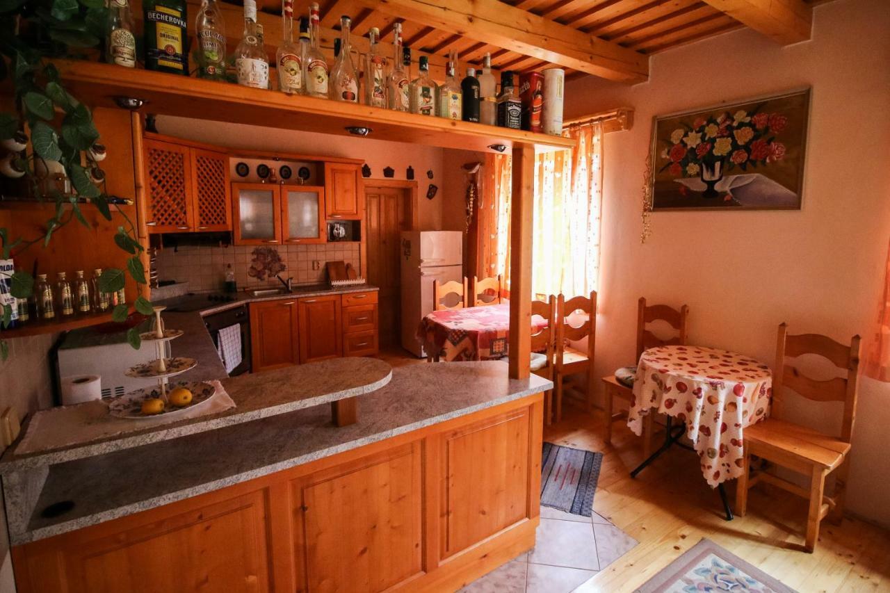 Penzion Hacienda Липтовска Осада Экстерьер фото