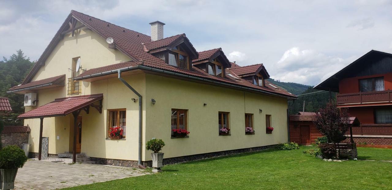 Penzion Hacienda Липтовска Осада Экстерьер фото
